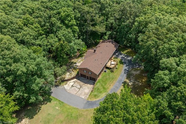 288 Hillside Court, Winston-salem, NC 27107