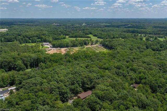 288 Hillside Court, Winston-salem, NC 27107