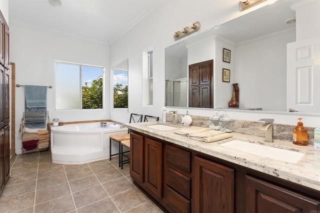 500 Rancheros Drive 58, San Marcos, CA 92069