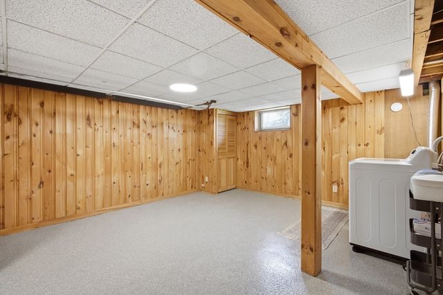 31 Day Circle, Woburn, MA 01801