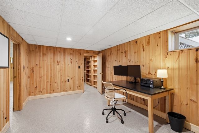 31 Day Circle, Woburn, MA 01801