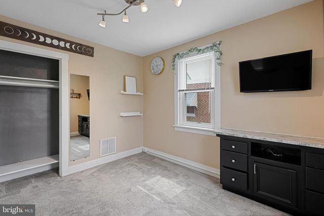 8320 ALICIA ST, Philadelphia, PA 19111