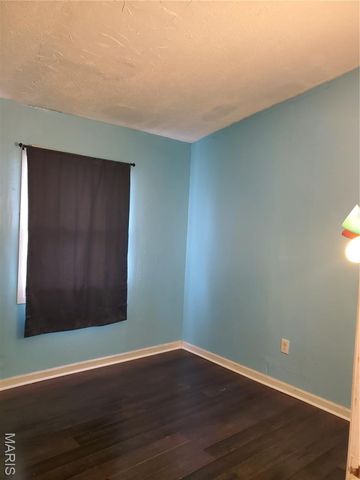 1121 St Helena Drive, Cahokia, IL 62206