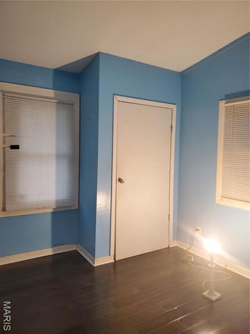 1121 St Helena Drive, Cahokia, IL 62206