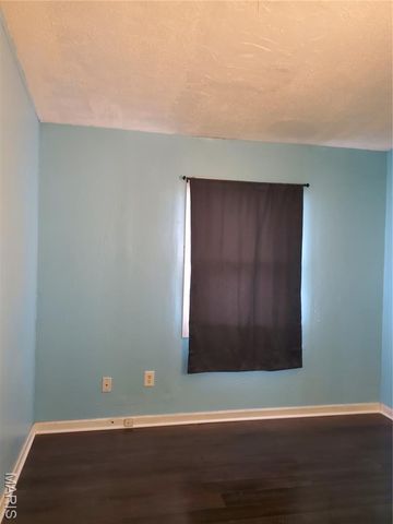 1121 St Helena Drive, Cahokia, IL 62206