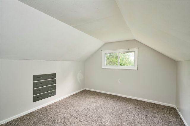 3261 Dewalt Drive, Akron, OH 44312