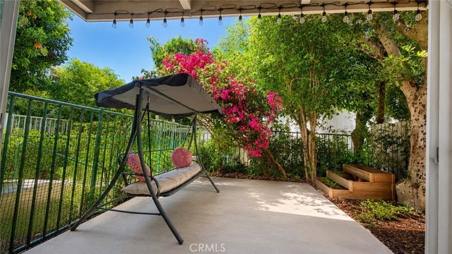 20134 Leadwell 126, Winnetka, CA 91306