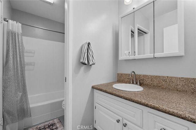 20134 Leadwell 126, Winnetka, CA 91306