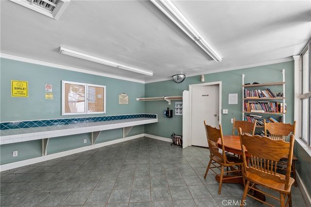 20134 Leadwell 126, Winnetka, CA 91306