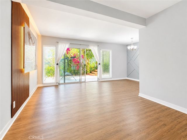 20134 Leadwell 126, Winnetka, CA 91306