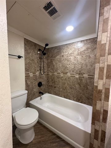 1600 Pecan Chase Circle 6, Arlington, TX 76012