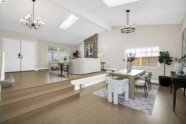 24346 Chandler Rd, Hayward, CA 94545
