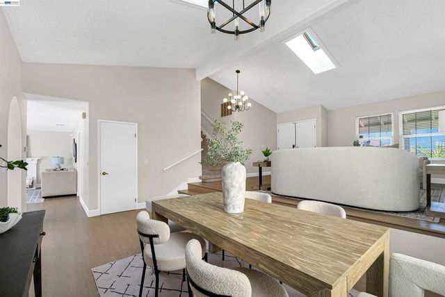 24346 Chandler Rd, Hayward, CA 94545