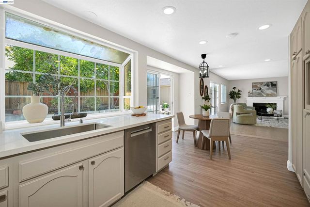 24346 Chandler Rd, Hayward, CA 94545