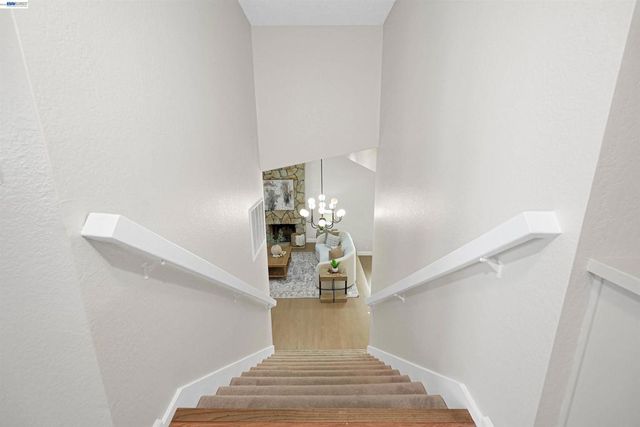 24346 Chandler Rd, Hayward, CA 94545