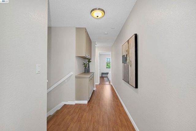 24346 Chandler Rd, Hayward, CA 94545