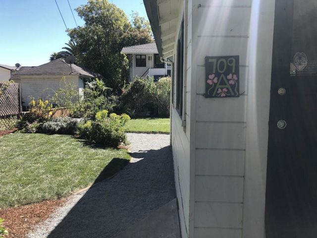 709 El Salto Drive, Capitola, CA 95010