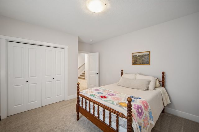 2203 SW Vintage Parkway, Ankeny, IA 50023