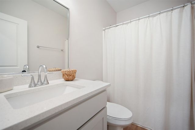 2203 SW Vintage Parkway, Ankeny, IA 50023