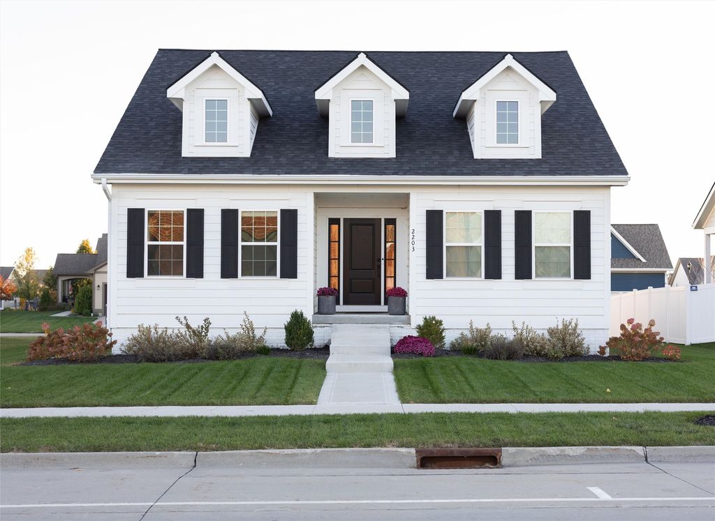 2203 SW Vintage Parkway, Ankeny, IA 50023