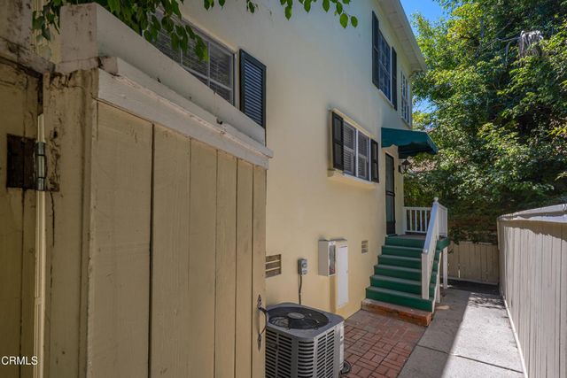 1720 N Vista Street, Los Angeles, CA 90046