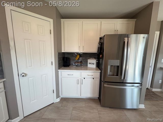 20489 Damask Circle, Clinton Township, MI 48038