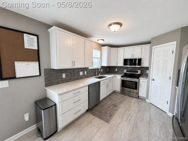 20489 Damask Circle, Clinton Township, MI 48038