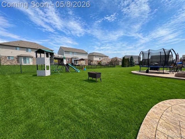 20489 Damask Circle, Clinton Township, MI 48038
