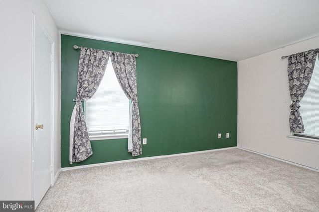 5 GEORGE WALTON BLDG, Turnersville, NJ 08012
