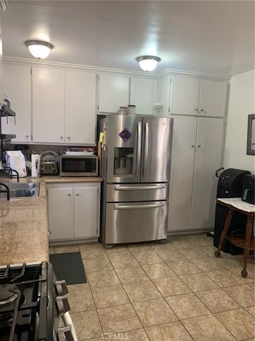 2030 E Wayside, Compton, CA 90222