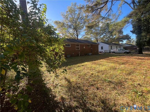 1929 Buckner St, Petersburg, VA 23805