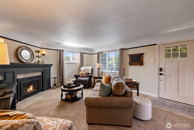 103 S 48th Street, Tacoma, WA 98408