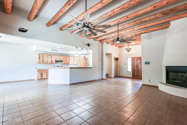 716 Kapriz Avenue, El Paso, TX 79932