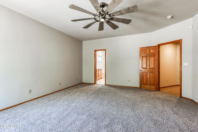 716 Kapriz Avenue, El Paso, TX 79932