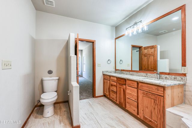 716 Kapriz Avenue, El Paso, TX 79932