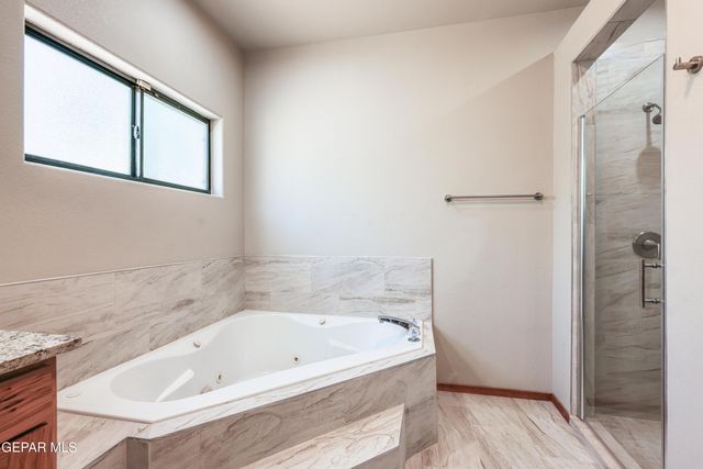 716 Kapriz Avenue, El Paso, TX 79932