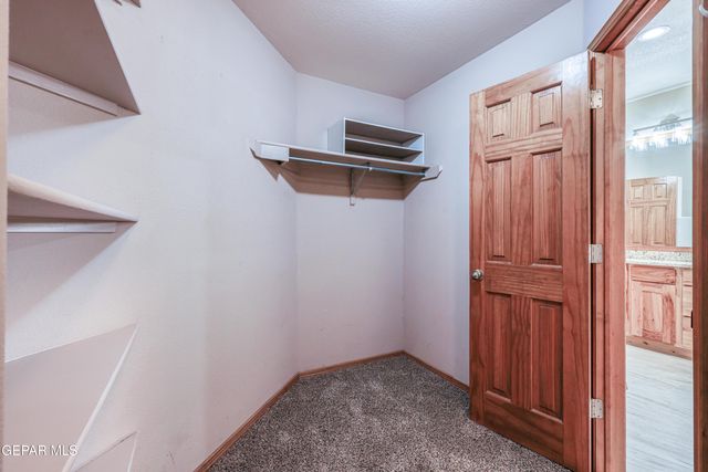 716 Kapriz Avenue, El Paso, TX 79932
