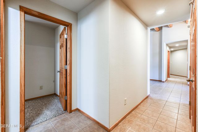 716 Kapriz Avenue, El Paso, TX 79932