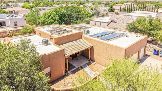 716 Kapriz Avenue, El Paso, TX 79932