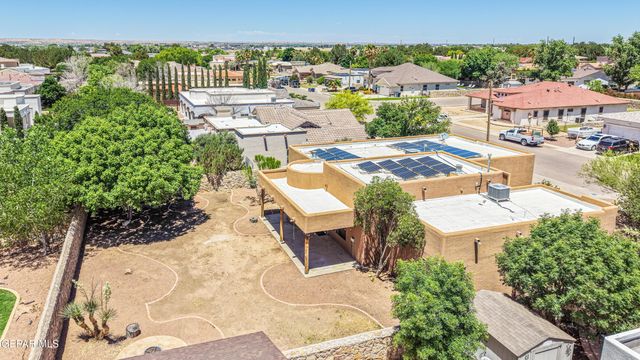 716 Kapriz Avenue, El Paso, TX 79932