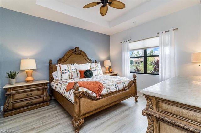 13441 Coronado DR, Naples, FL 34109