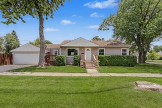 1191 White Street, Des Plaines, IL 60016
