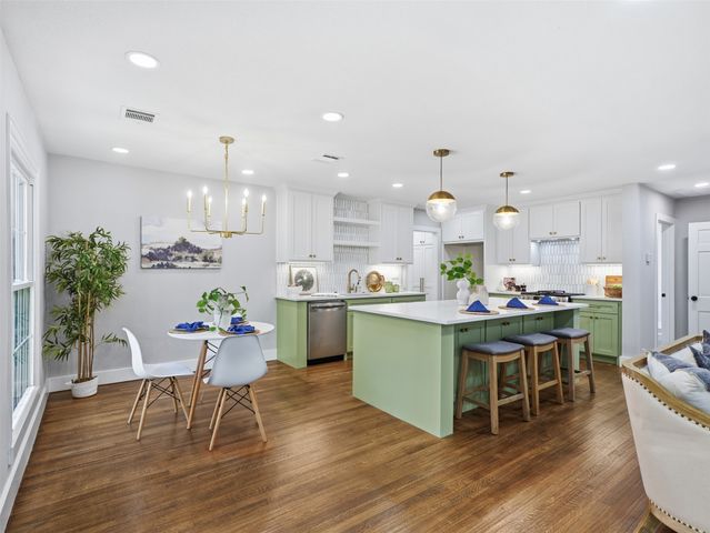4016 Locke Avenue, Fort Worth, TX 76107