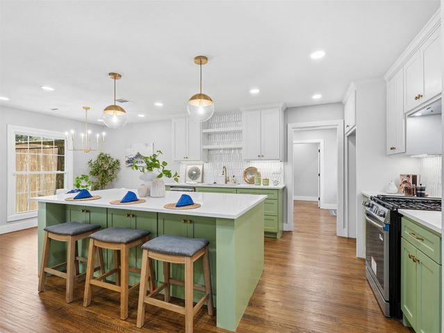 4016 Locke Avenue, Fort Worth, TX 76107