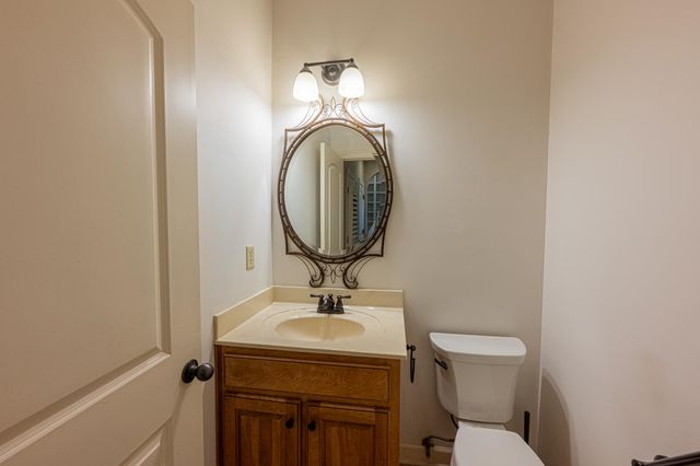 5231 NEWTON OAK CIR, Memphis, TN 38117