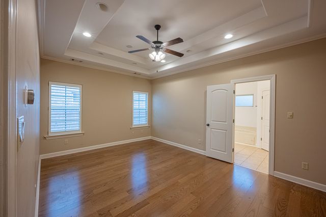 5231 NEWTON OAK CIR, Memphis, TN 38117