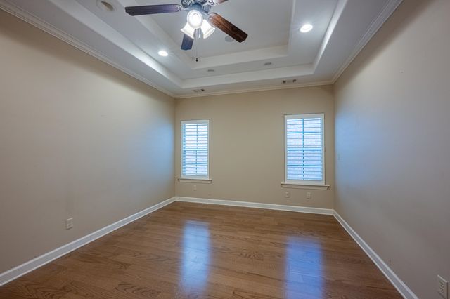 5231 NEWTON OAK CIR, Memphis, TN 38117