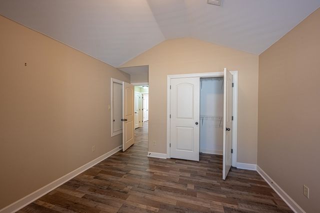 5231 NEWTON OAK CIR, Memphis, TN 38117