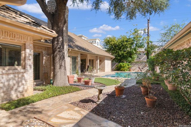 39 CAMPDEN CIR, San Antonio, TX 78218
