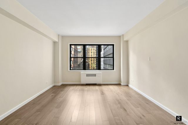 301 E 48th St Apt 8K, New York City, NY 10017